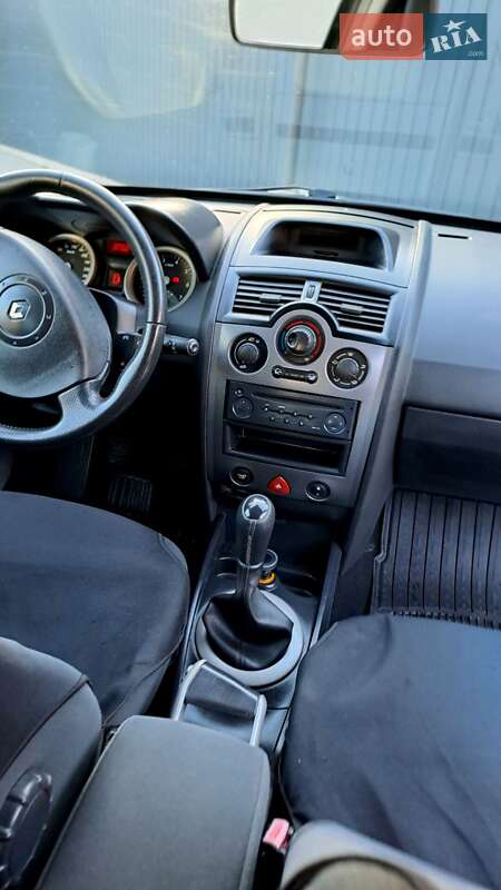 Хэтчбек Renault Megane 2004 в Тернополе фото 9 Хэтчбек Renault Megane 2004 в Тернополе