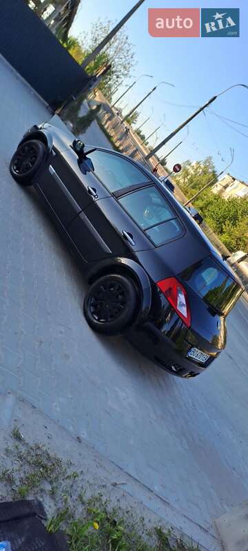 Хэтчбек Renault Megane 2004 в Тернополе фото 5 Хэтчбек Renault Megane 2004 в Тернополе