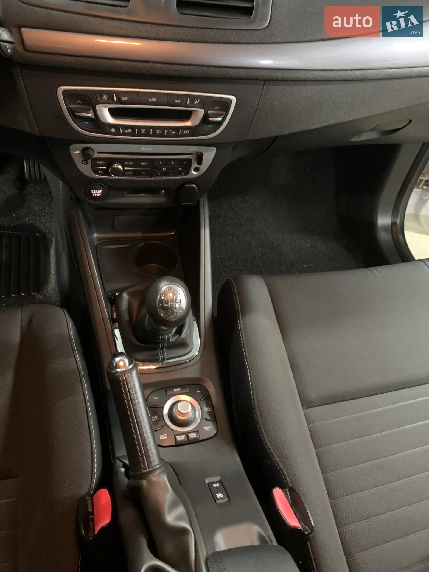 2014 Renault Megane - мініатюра 25