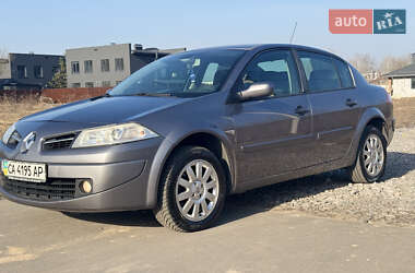 Седан Renault Megane 2008 в 