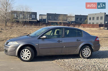 Седан Renault Megane 2008 в 