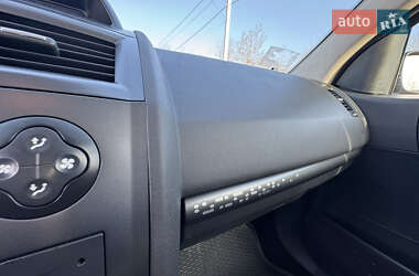 Седан Renault Megane 2008 в 
