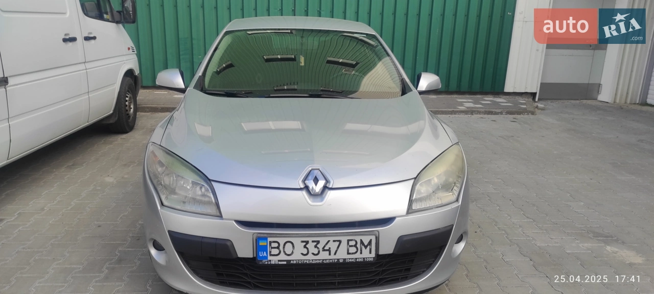 2010 Renault Megane - мініатюра 47