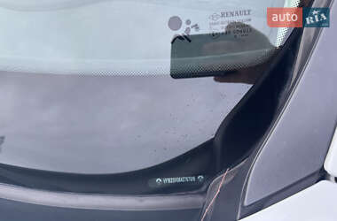 Хэтчбек Renault Megane 2010 в 