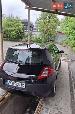 Купе Renault Megane 2005 в 