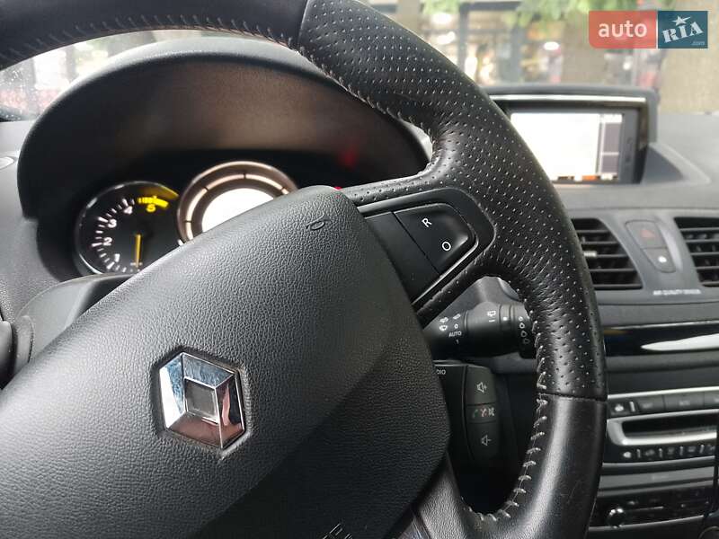 Купе Renault Megane 2013 в Умани