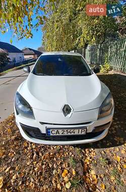 Хетчбек Renault Megane 2011 в 
