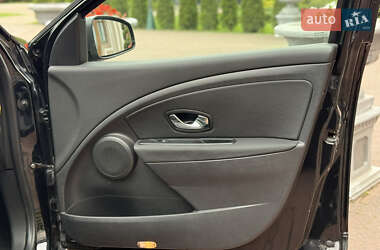 Универсал Renault Megane 2012 в 