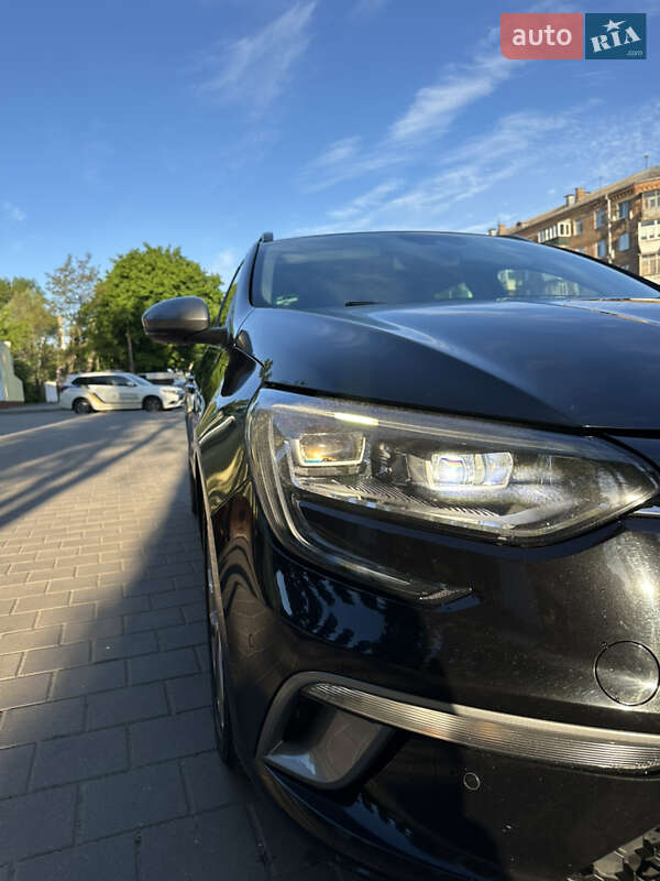 Універсал Renault Megane 2018 в Києві фото 10 Універсал Renault Megane 2018 в Києві