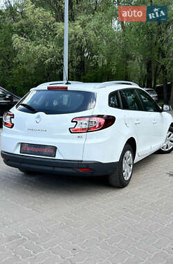 Универсал Renault Megane 2015 в 