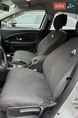 Универсал Renault Megane 2011 в 