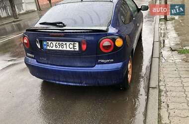 Купе Renault Megane 1995 в 