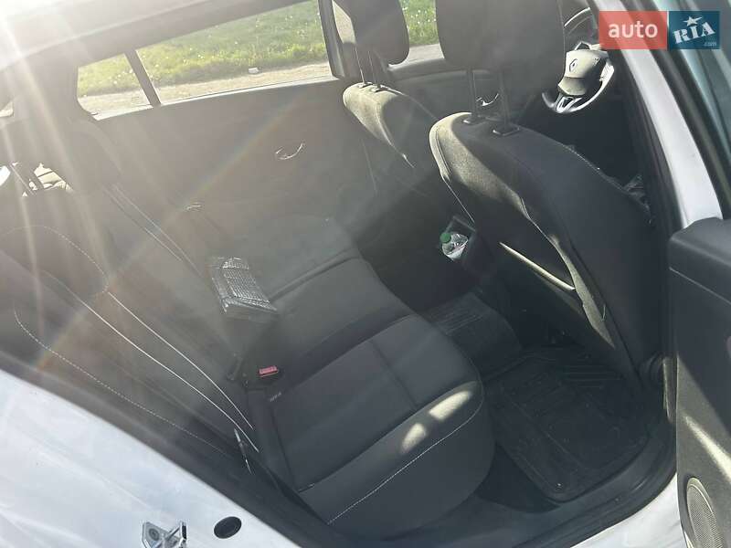 Універсал Renault Megane 2013 в Житомирі фото 9 Універсал Renault Megane 2013 в Житомирі