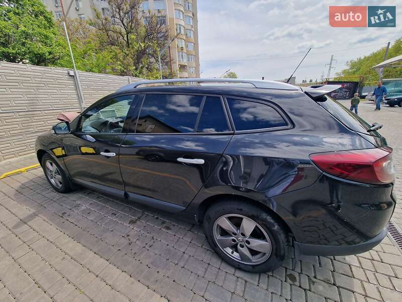 Універсал Renault Megane 2010 в Одесі фото 12 Універсал Renault Megane 2010 в Одесі