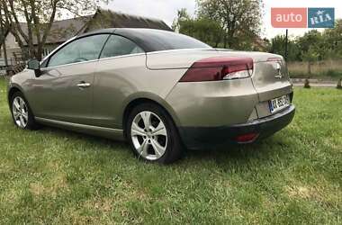Кабриолет Renault Megane 2010 в 