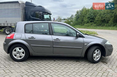 Хэтчбек Renault Megane 2008 в 