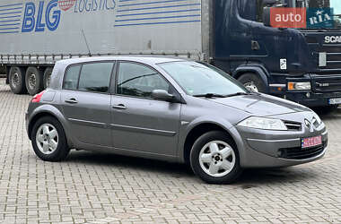 Хэтчбек Renault Megane 2008 в 