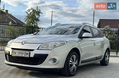 Универсал Renault Megane 2010 в 