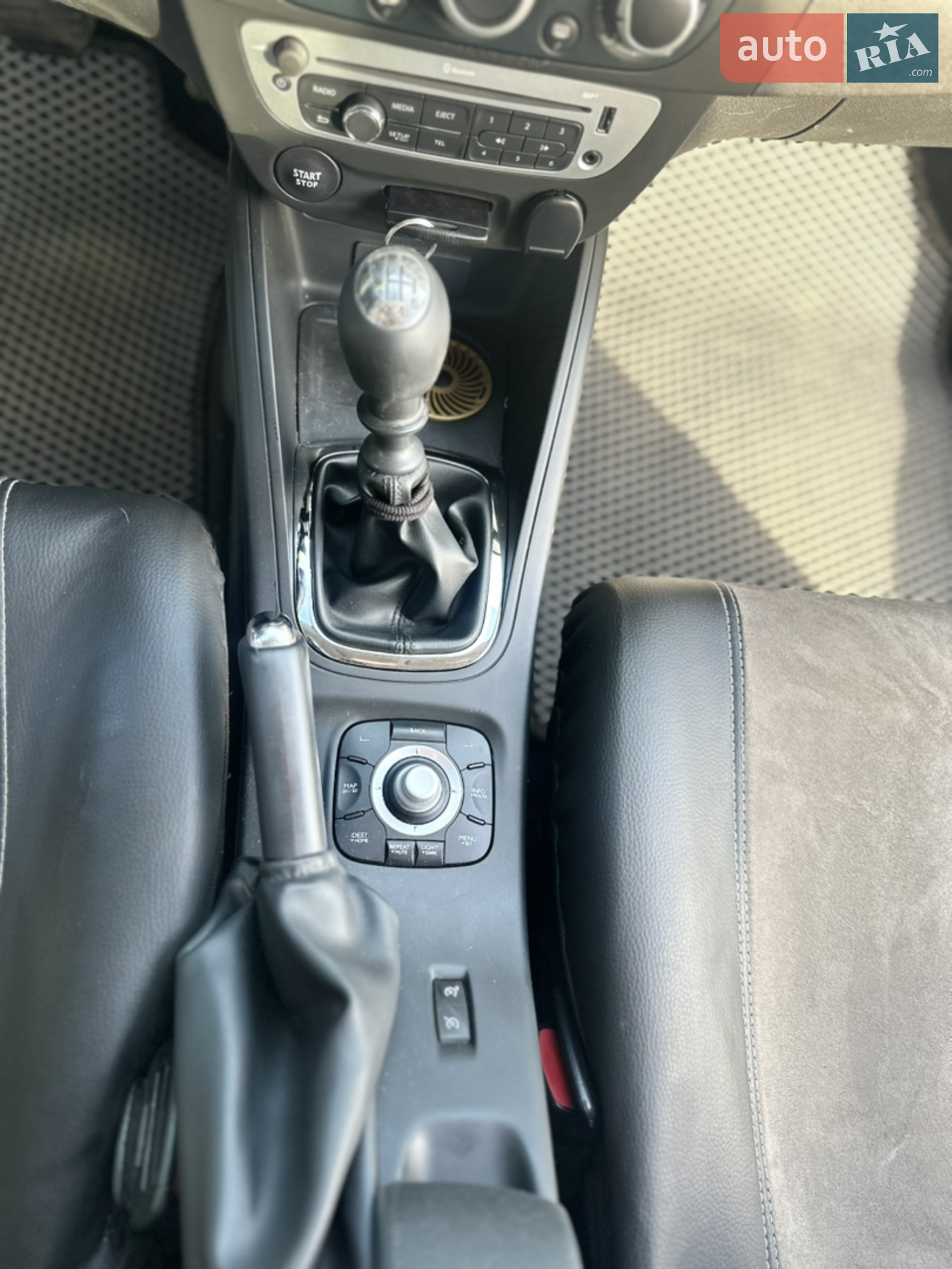 2015 Renault Megane - мініатюра 10