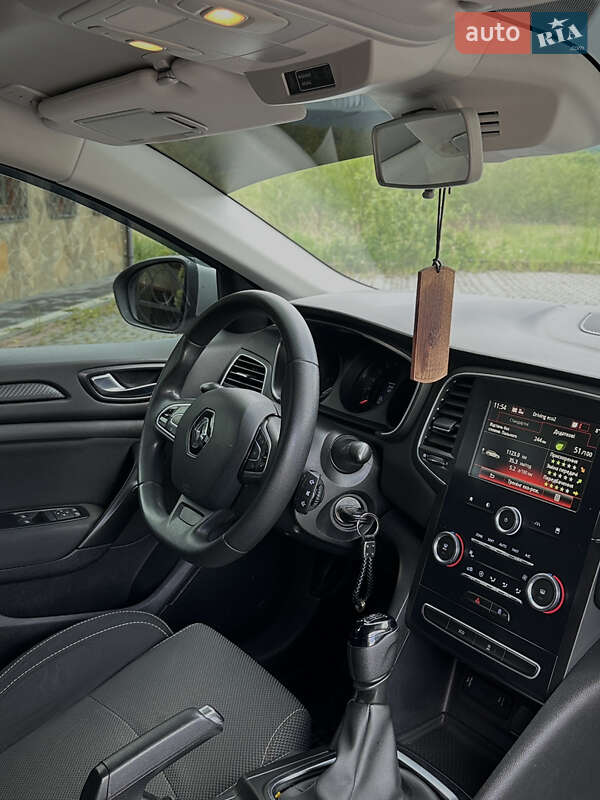 Универсал Renault Megane 2018 в Бориславе фото 13 Универсал Renault Megane 2018 в Бориславе