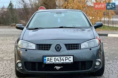 Кабриолет Renault Megane 2005 в 