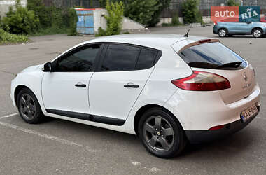 Хетчбек Renault Megane 2009 в 