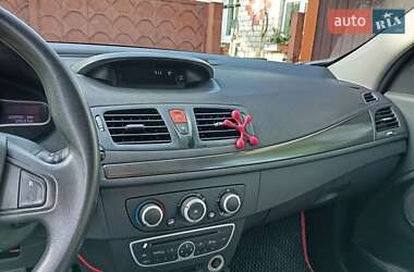 Универсал Renault Megane 2010 в 
