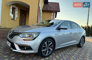 Седан Renault Megane 2017 в Городке