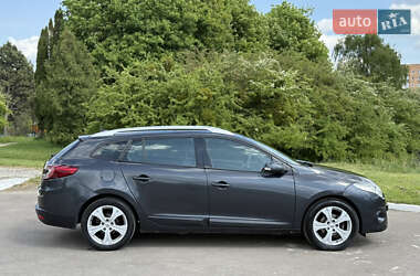 Универсал Renault Megane 2011 в 