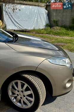Універсал Renault Megane 2010 в 