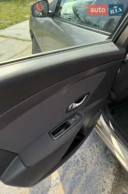 Універсал Renault Megane 2010 в 