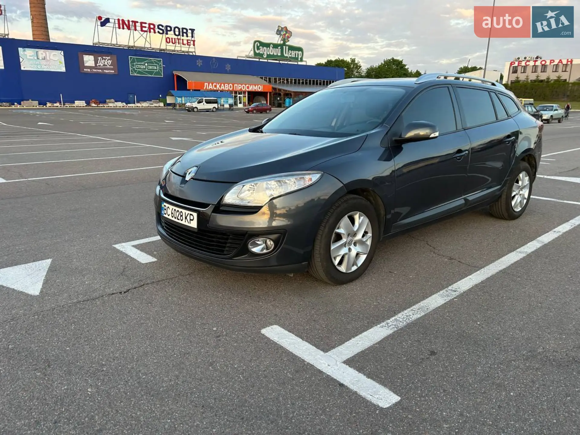 2013 Renault Megane - мініатюра 8