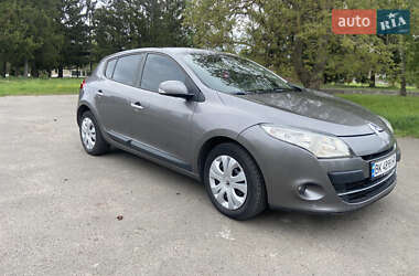 Хэтчбек Renault Megane 2011 в Дубно