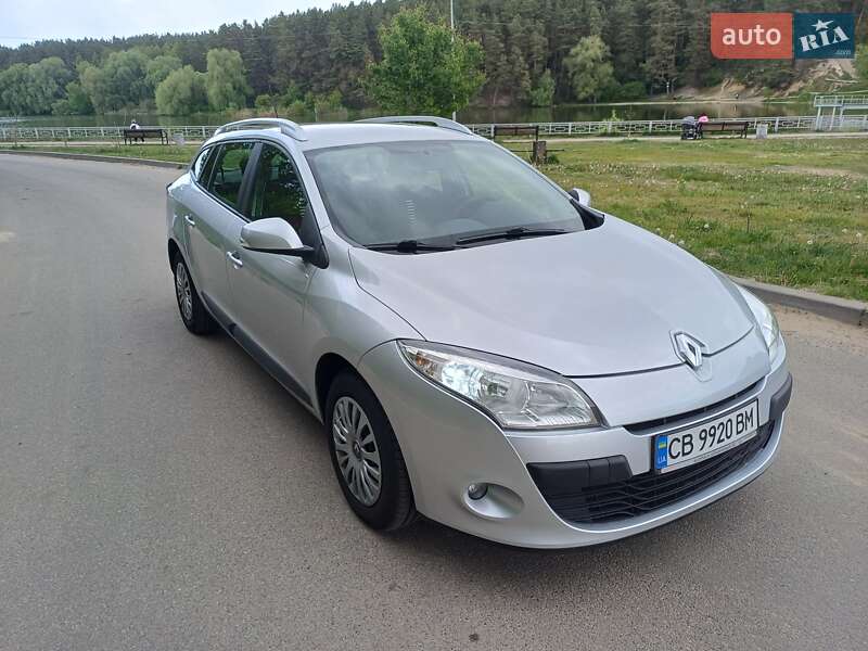 Универсал Renault Megane 2011 в Чернигове
