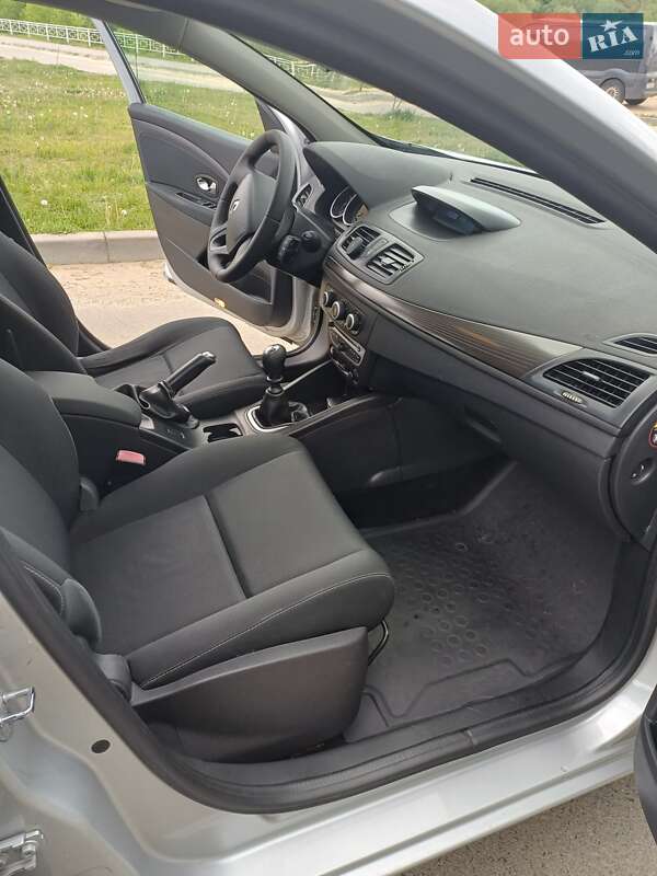 Универсал Renault Megane 2011 в Чернигове