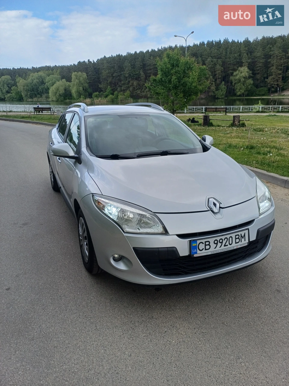 2010 Renault Megane - мініатюра 8