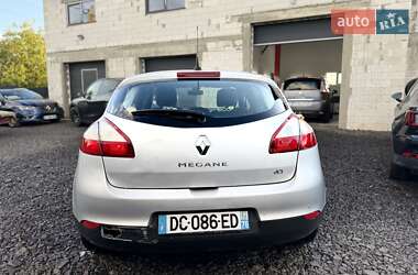 Хэтчбек Renault Megane 2014 в 