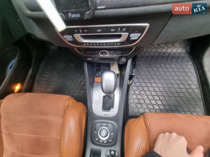 Универсал Renault Megane 2011 в Львове фото 16 Универсал Renault Megane 2011 в Львове