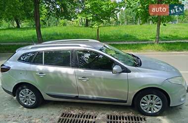 Универсал Renault Megane 2010 в 