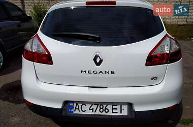 Хэтчбек Renault Megane 2011 в 