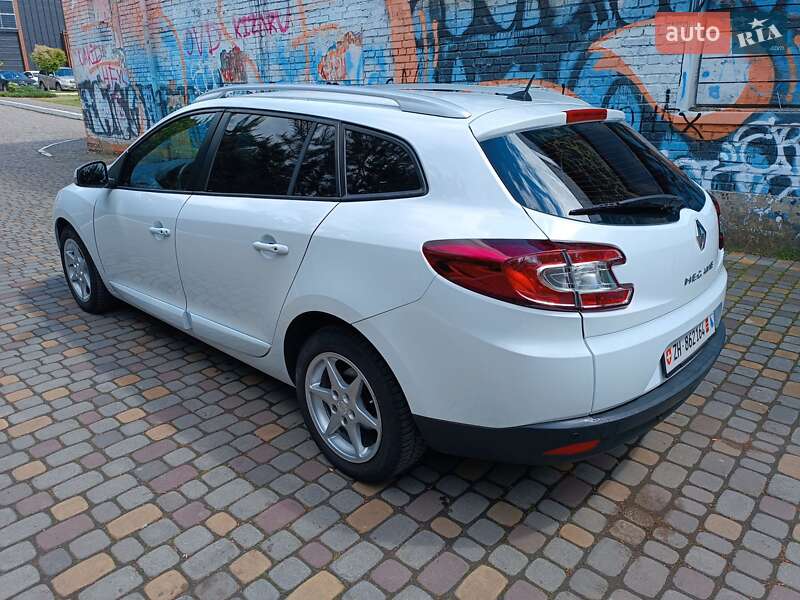 Универсал Renault Megane 2015 в Луцке