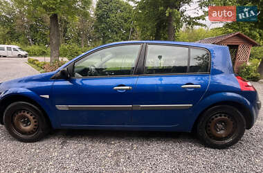 Хетчбек Renault Megane 2006 в 