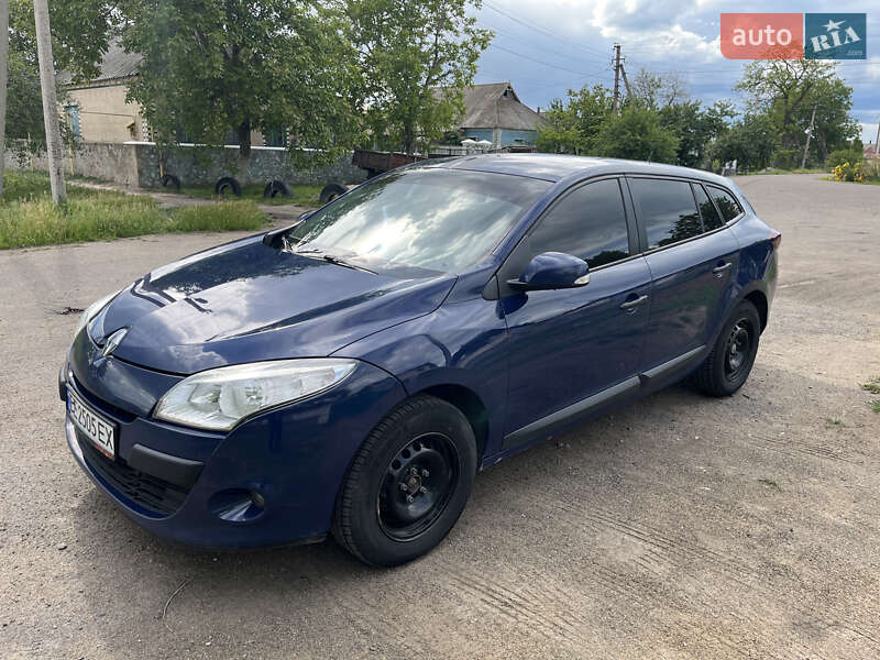 Универсал Renault Megane 2011 в 