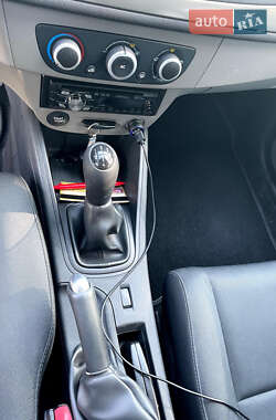 Хэтчбек Renault Megane 2011 в 