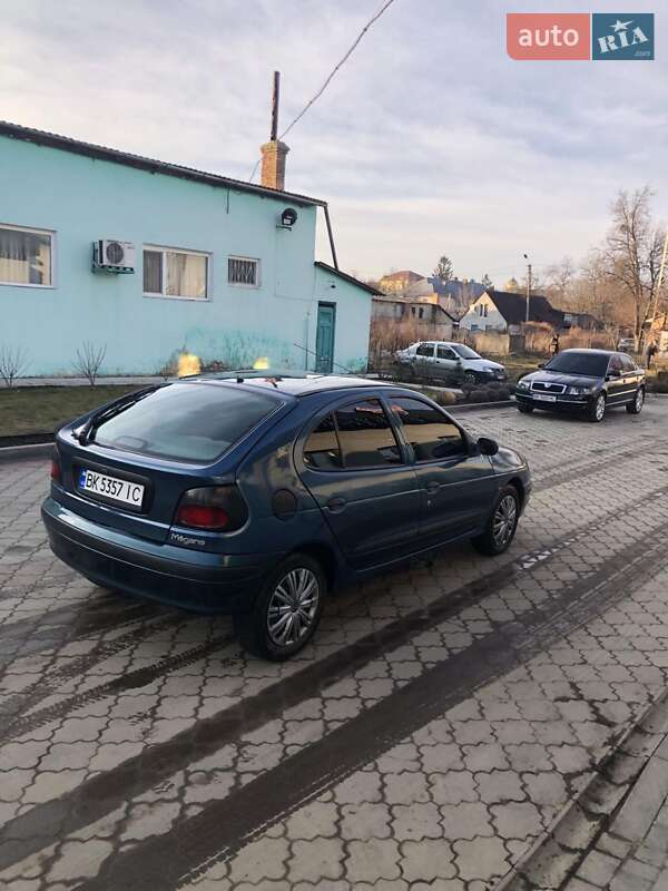 Хэтчбек Renault Megane 1997 в Ровно
