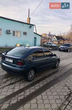 Хэтчбек Renault Megane 1997 в 