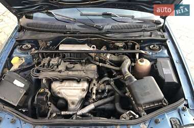 Хэтчбек Renault Megane 1997 в 