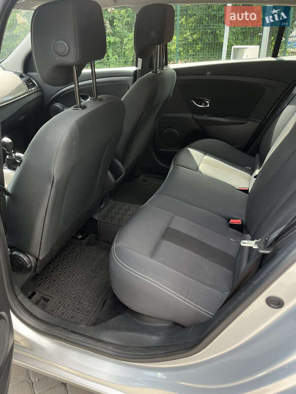 Универсал Renault Megane 2014 в Киеве