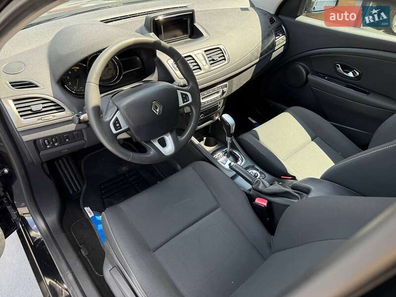Хэтчбек Renault Megane 2012 в Ровно
