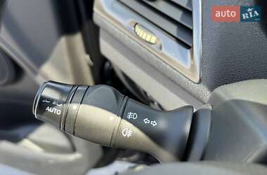 Хэтчбек Renault Megane 2012 в 